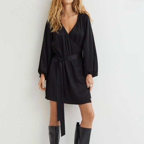 H&M Dresses & Skirts - H&M ON SALE LBD Elegant Black Wrap Dress Sz L